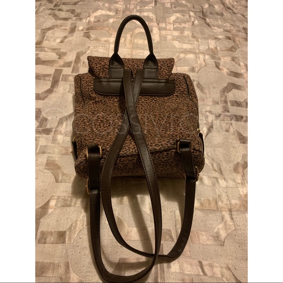 Violet Ray Backpack - Picture 3 of 3